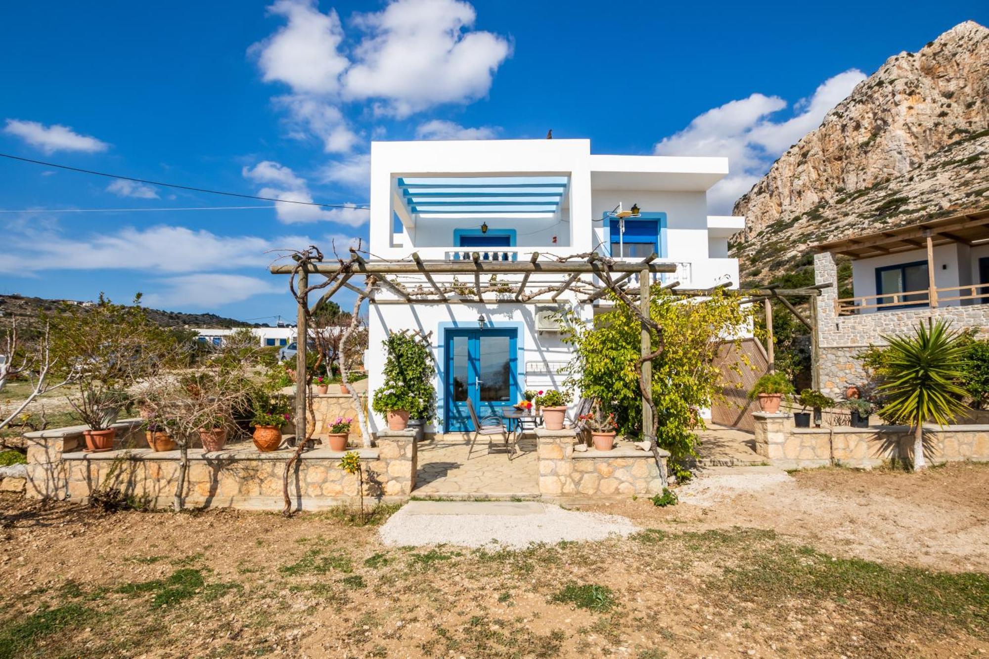 Venetia'S Garden Apartment Lefkos  ภายนอก รูปภาพ